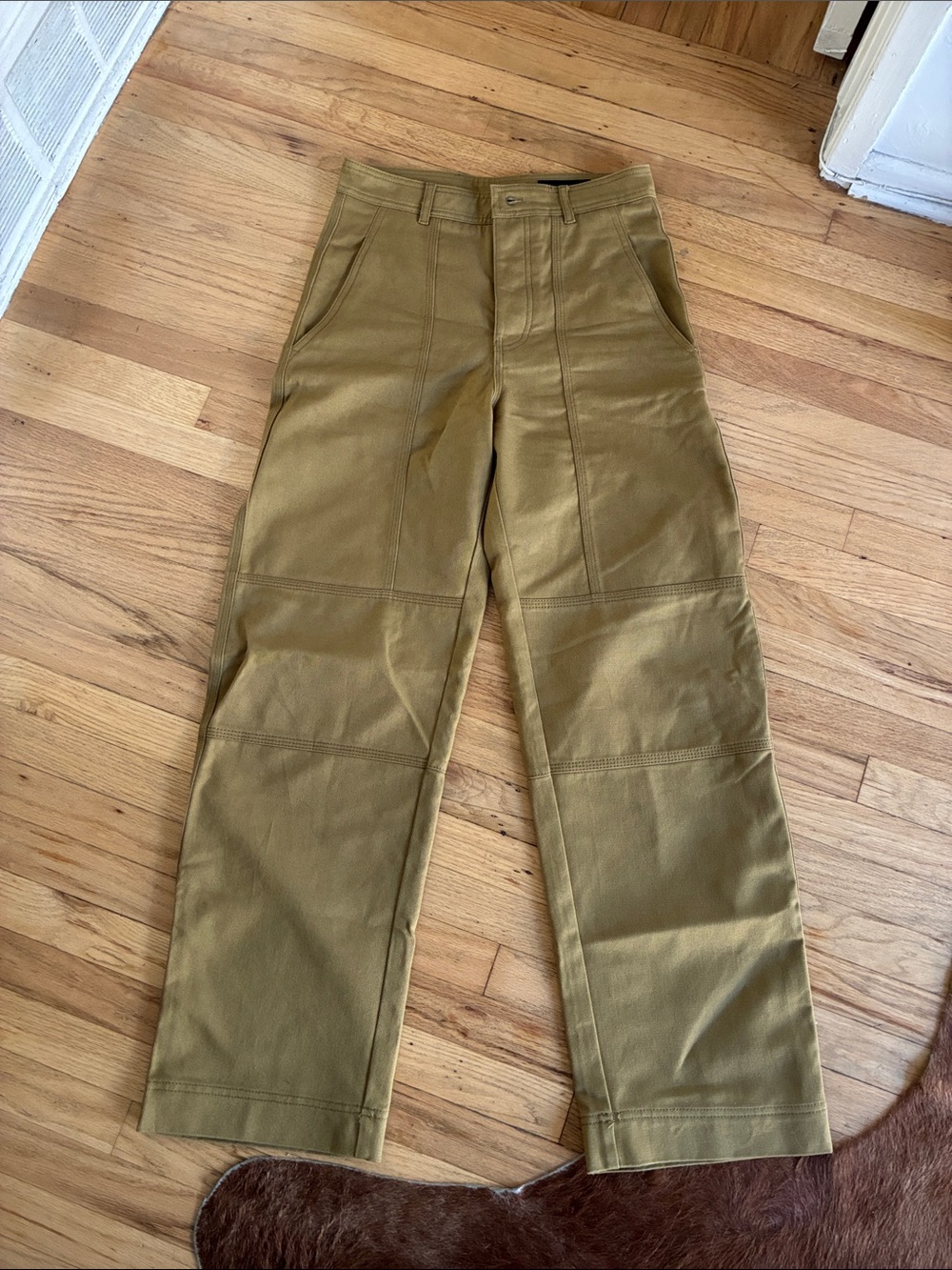 Zara Khaki Cargo-Style Straight Pants size Xs